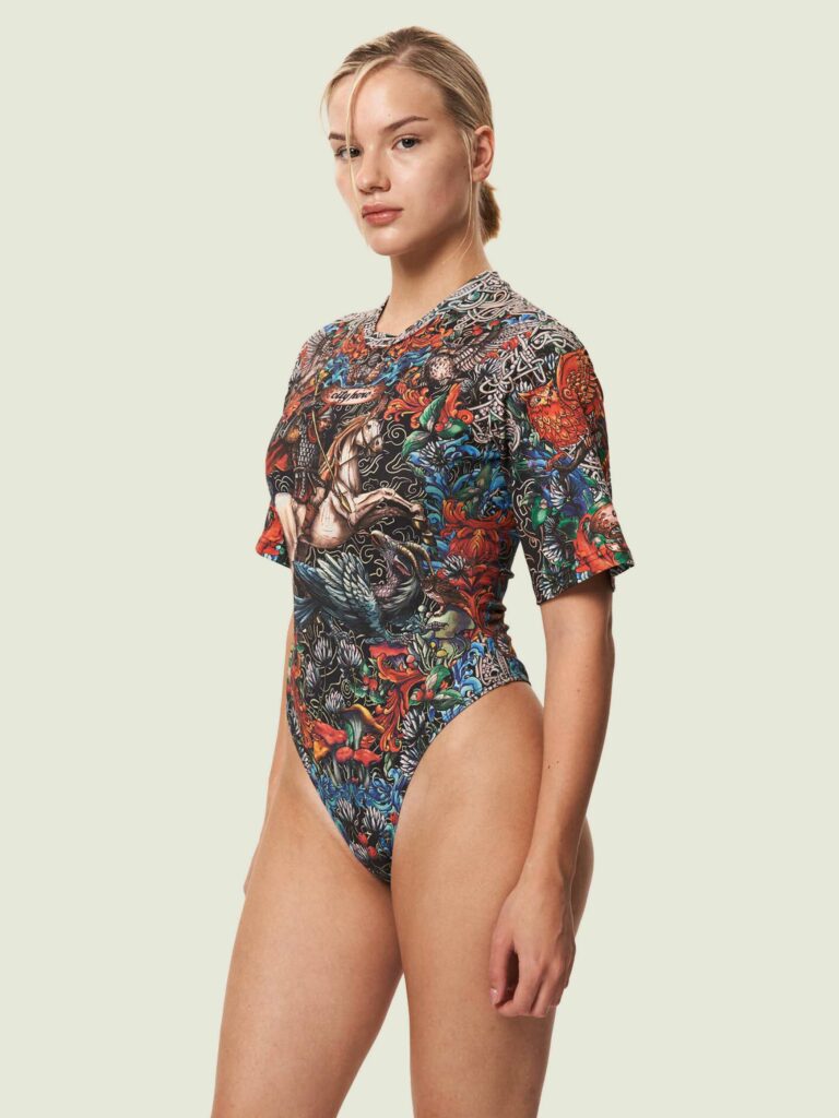 ЧЁРНАЯ СОЛЯНКА [БОДИ-ФУТБОЛКА]