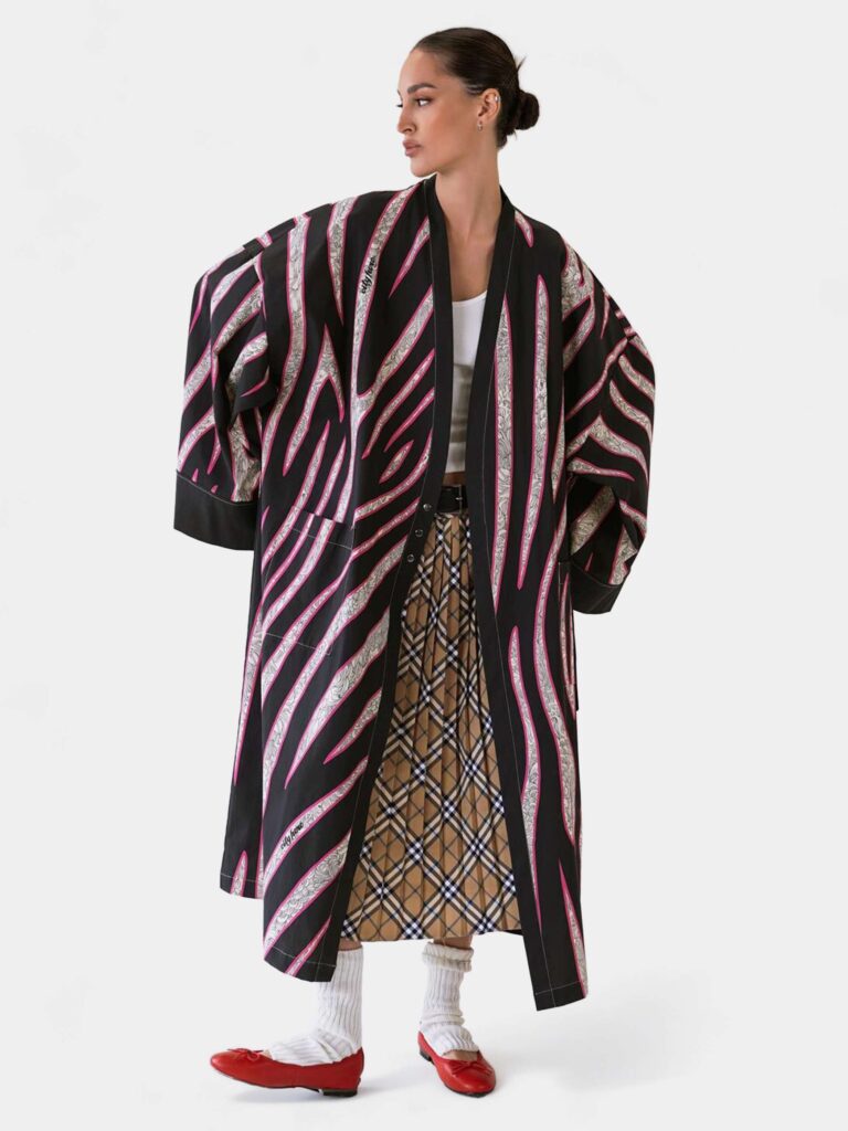 ZEBRA ANIMALISM [СТРИТ ХАЛАТ OVRSZ УНИСЕКС]