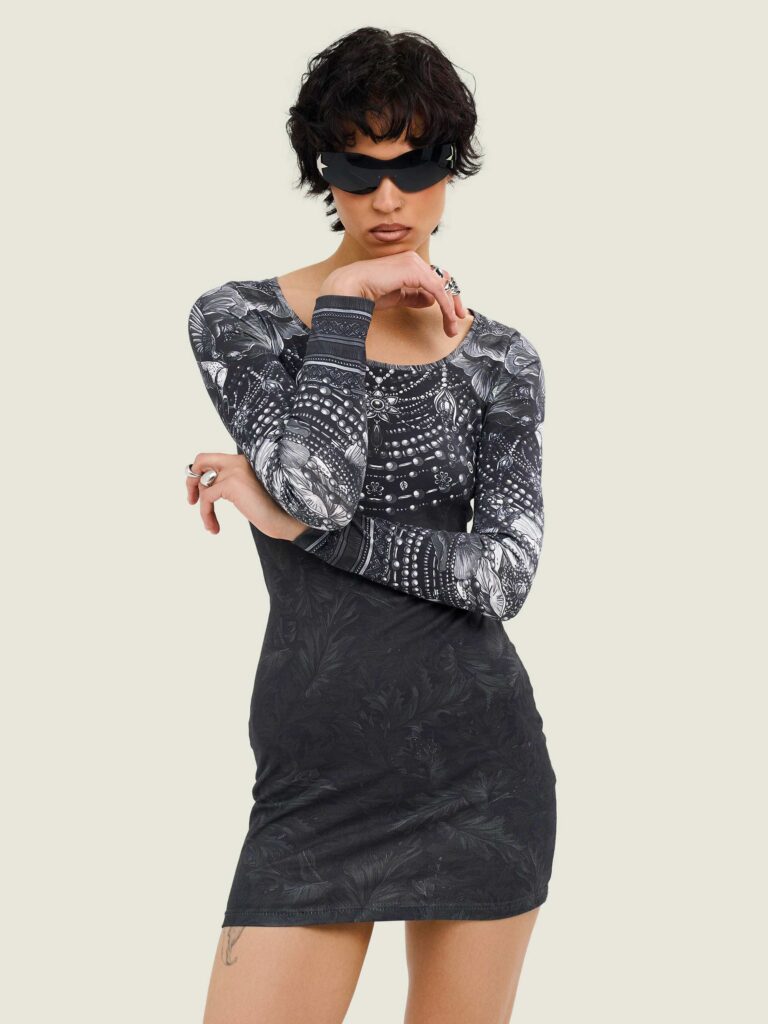 TIGER BLOOM BW [ПЛАТЬЕ-ЛОНГСЛИВ]