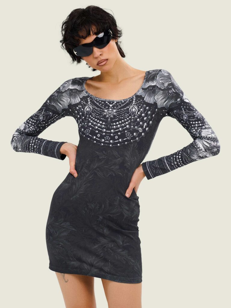 TIGER BLOOM BW [ПЛАТЬЕ-ЛОНГСЛИВ]